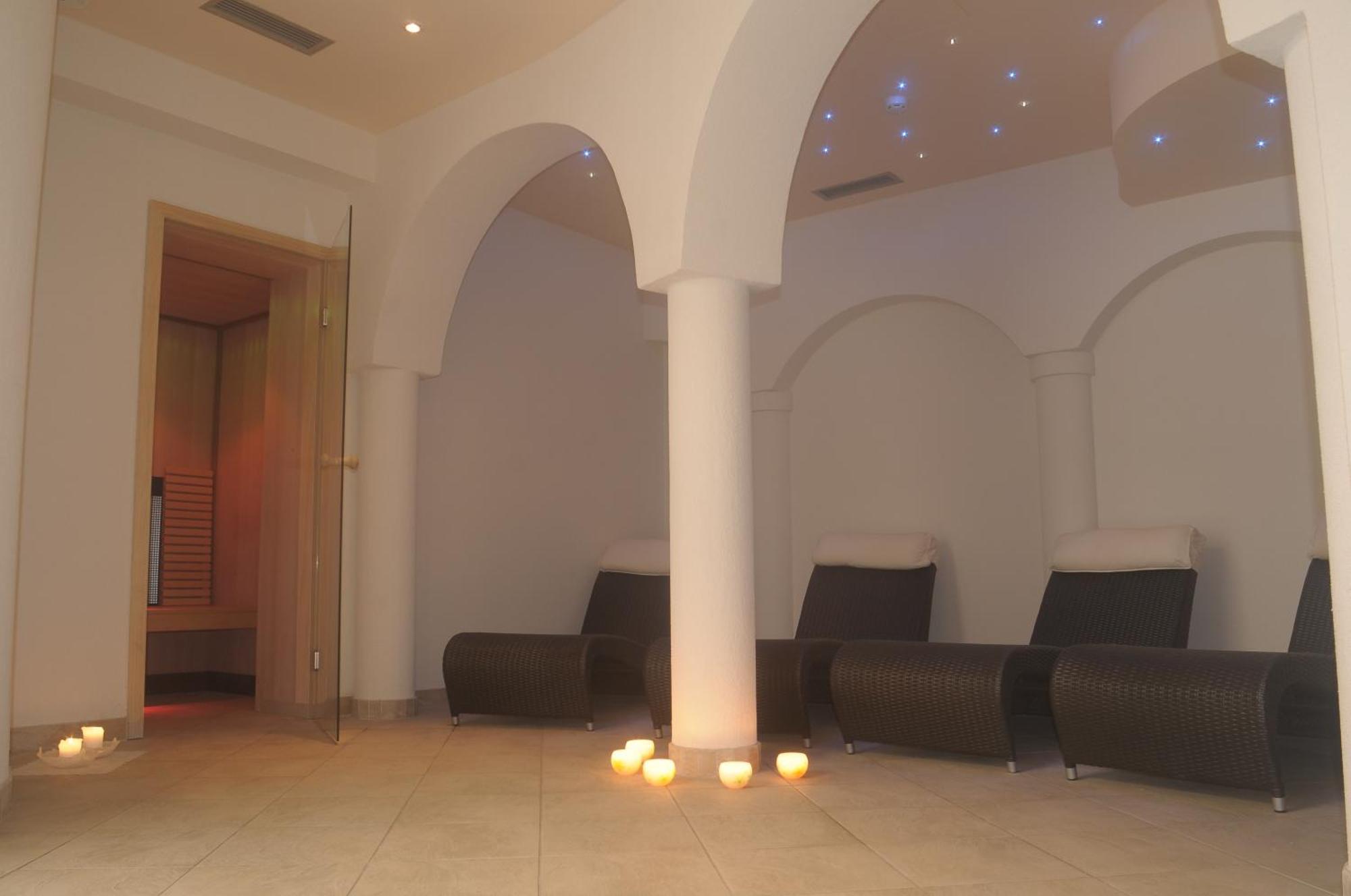 Hotel Bellaria Levico Terme Exterior photo