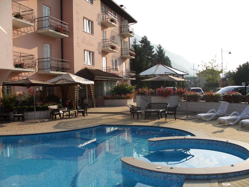 Hotel Bellaria Levico Terme Exterior photo