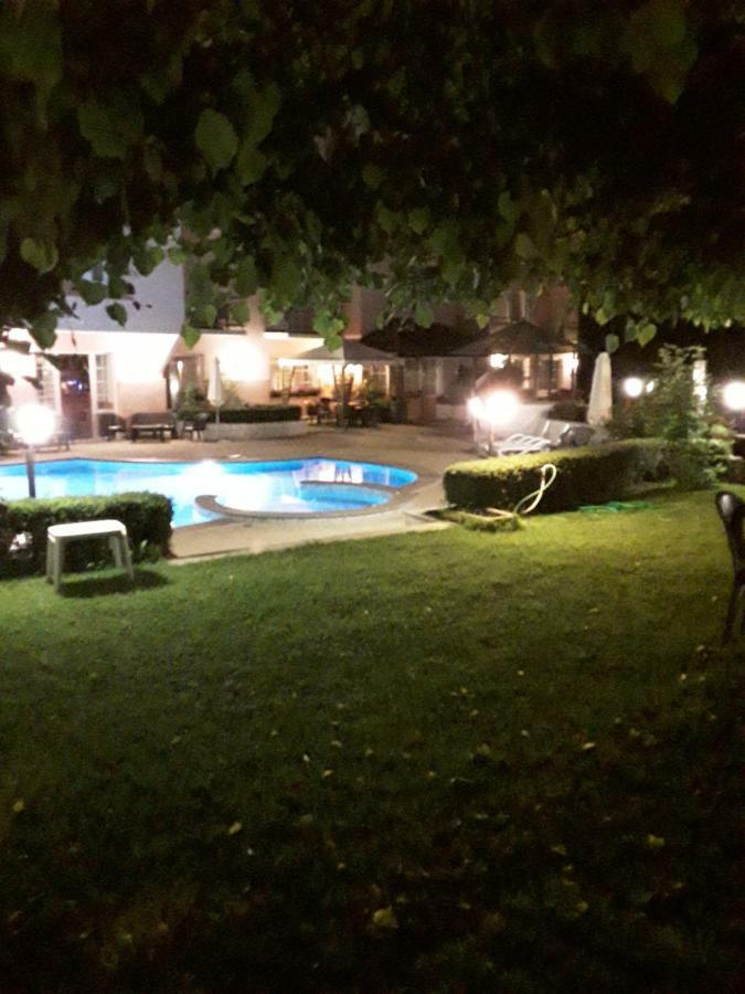 Hotel Bellaria Levico Terme Exterior photo