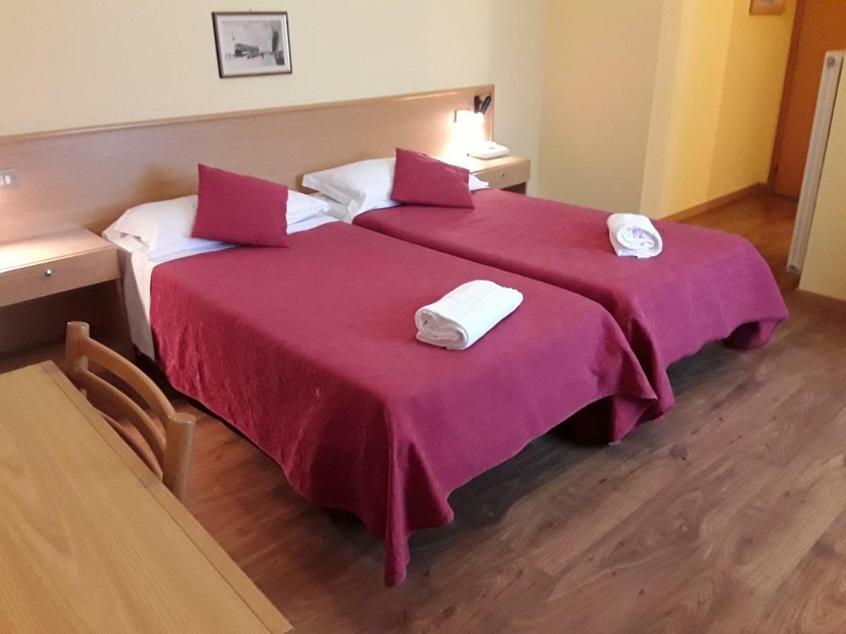Hotel Bellaria Levico Terme Exterior photo